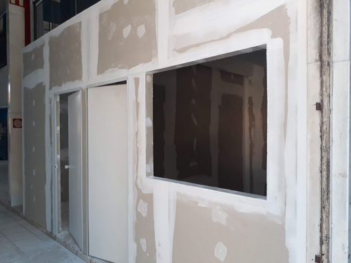 PAREDE DE GESSO ACARTONADO DRYWALL